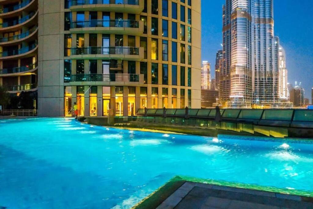 First Class 3Br With Full Burj Khalifa And Fountain View ดูไบ ภายนอก รูปภาพ