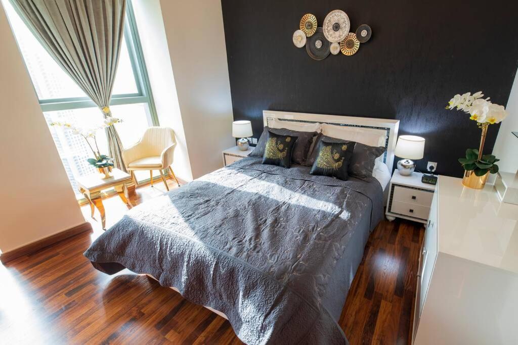 First Class 3Br With Full Burj Khalifa And Fountain View ดูไบ ภายนอก รูปภาพ